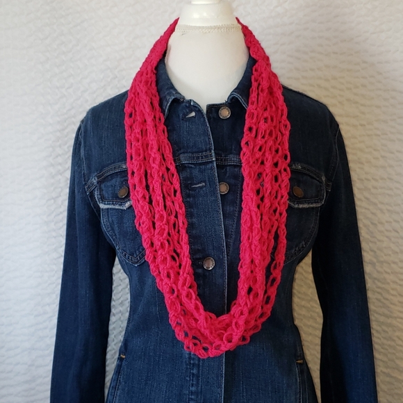 Hot Pink Flower Headband Scarf Set. Crochet. Chain - Picture 3 of 7